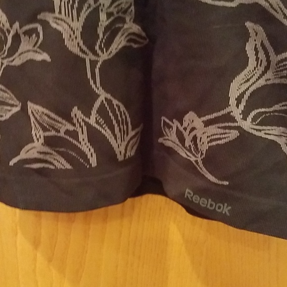 Reebok Tank Top NWT Athletic Yoga - Picture 4 of 6